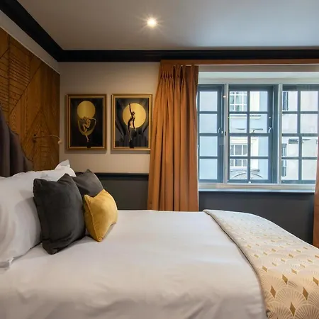 Hort's Townhouse *