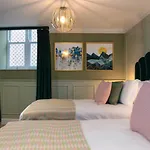 Hort's Townhouse