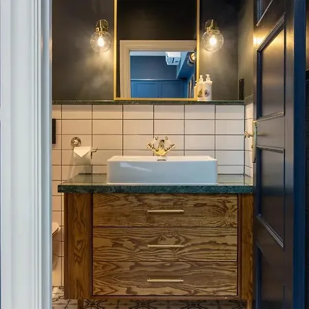 Hort's Townhouse *